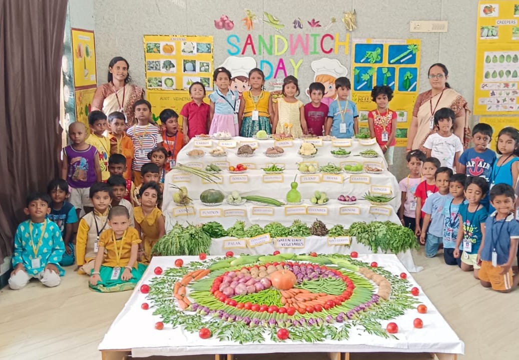 Sandwich is a good idea of making our food without the need of heating. To teach our kids about developing healthy food habits in place of junk food we, the Montessori Wing of SPS Salem conducted Vegetable Sandwich Day!
As the concluding activity of the project Vegetables, we celebrate Vegetable Sandwich Day every year. Our children turned chefs for a day and learnt how to make a quick sandwich. To guide children to eat healthy from a tender age, Sandwich Day was celebrated on 4th of September 2023(Monday).